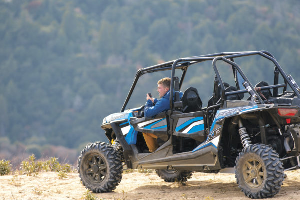 Midland Radio MicroMobile Two-Way GMRS Radio