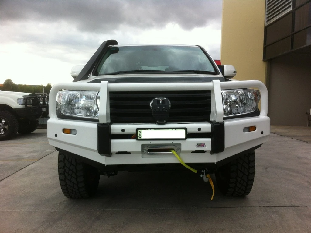 Black Toyota Land Cruiser Bullbar bumper